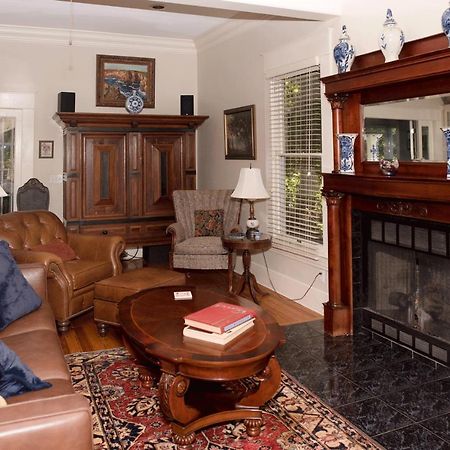 Dickson Street Bed & Breakfast Fayetteville Buitenkant foto