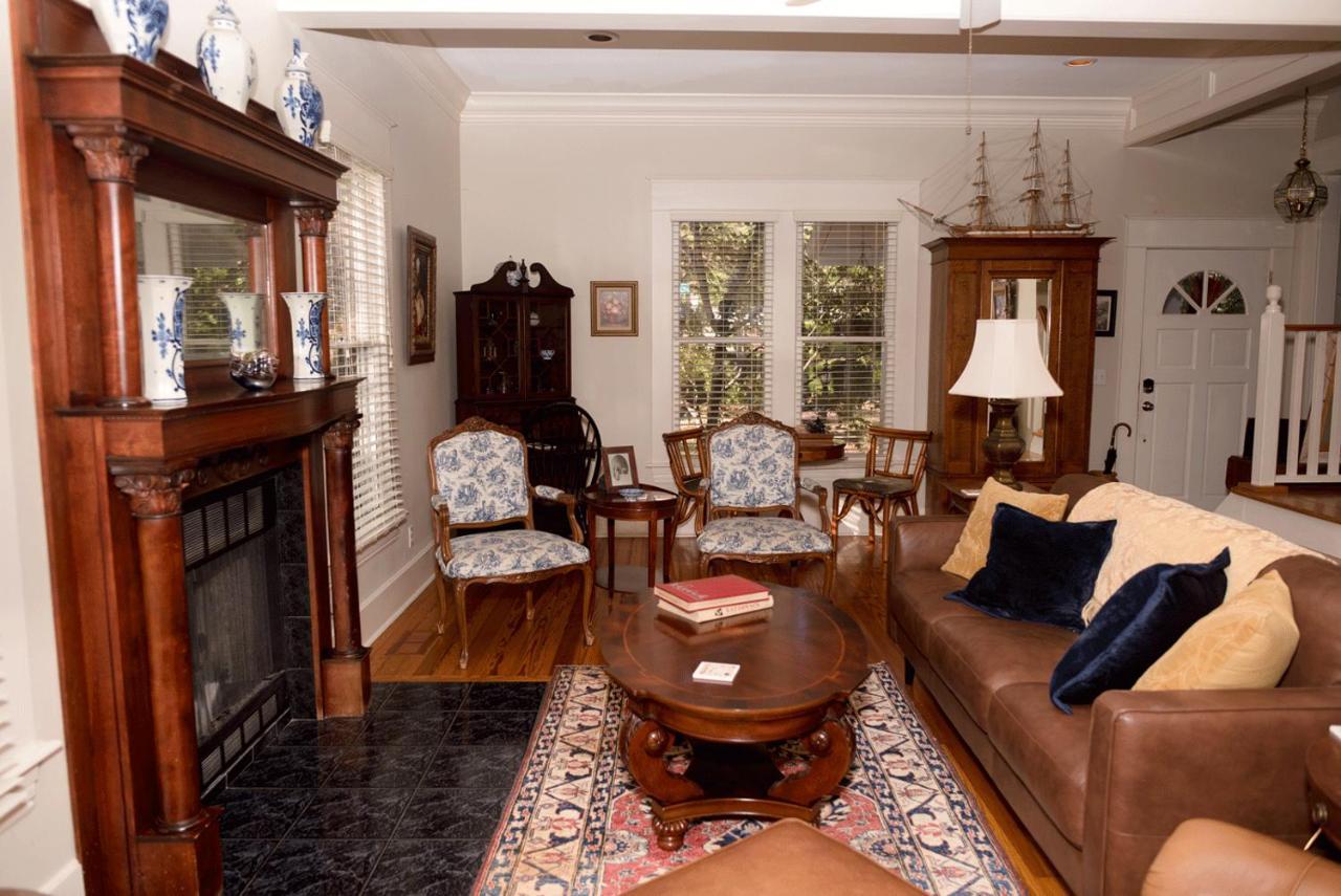 Dickson Street Bed & Breakfast Fayetteville Buitenkant foto